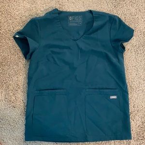 FIGS Caribbean Blue Casma Scrub Top - barely worn